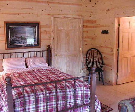Poncho'S And Lefty'S Hideout Hotel Къстър Екстериор снимка